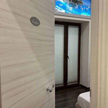 Beb Pisadog Bed & Breakfast Naples Luaran gambar