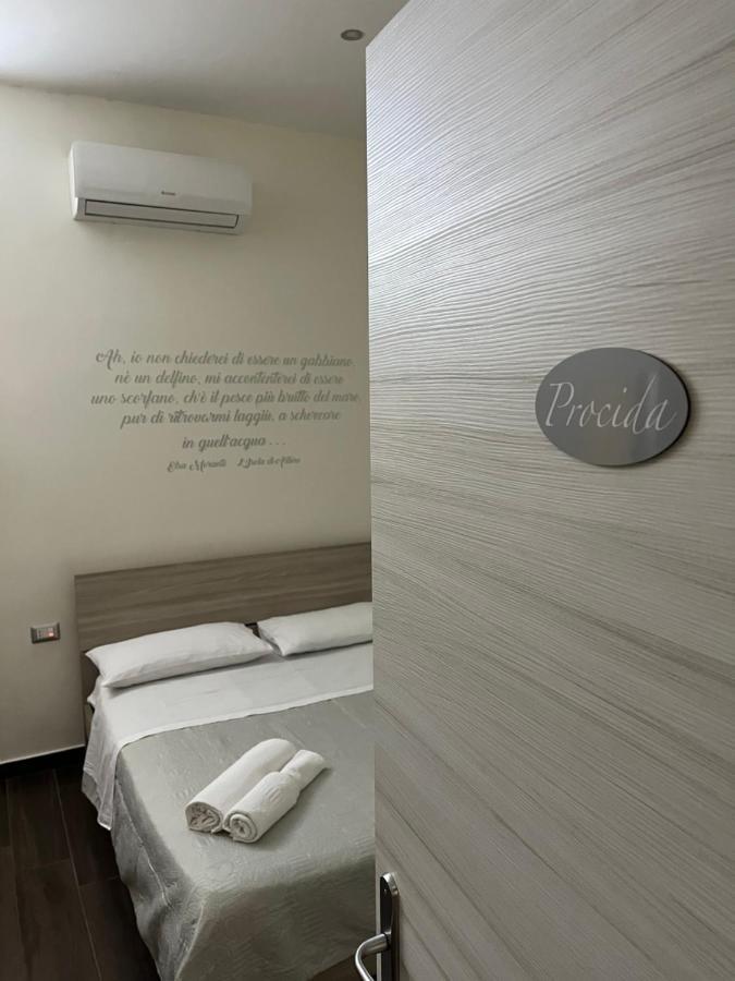 Beb Pisadog Bed & Breakfast Naples Luaran gambar